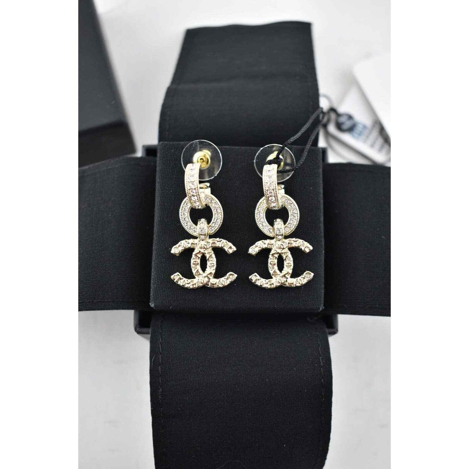 Chanel Chanel Metal Strass Gold Crystal Dangle Statement Earring Size ONE SIZE - 7 Thumbnail
