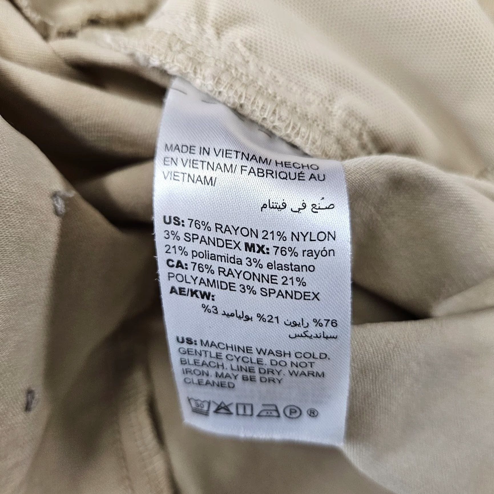 Vintage VINTAGE Chicos Womens Cropped Pants Sz 12 Beige Pull On High Rise Rayon Blend Size 34" / US 12 / IT 48 - 6 Thumbnail