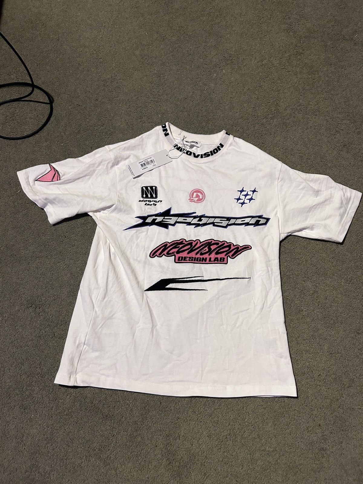 Other Neovision mens T size small Size US S / EU 44-46 / 1 - 1 Thumbnail