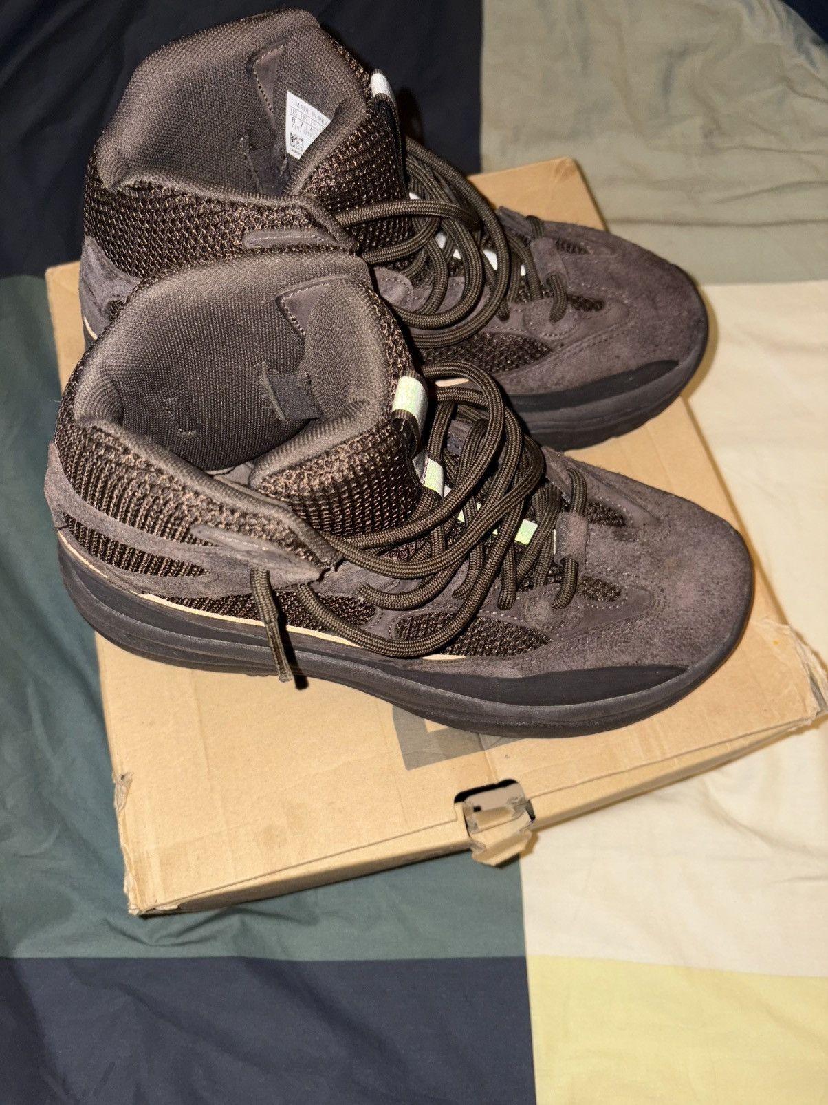 Yeezy Adidas Yeezy DSRT Size US 8 / EU 41 - 5 Thumbnail