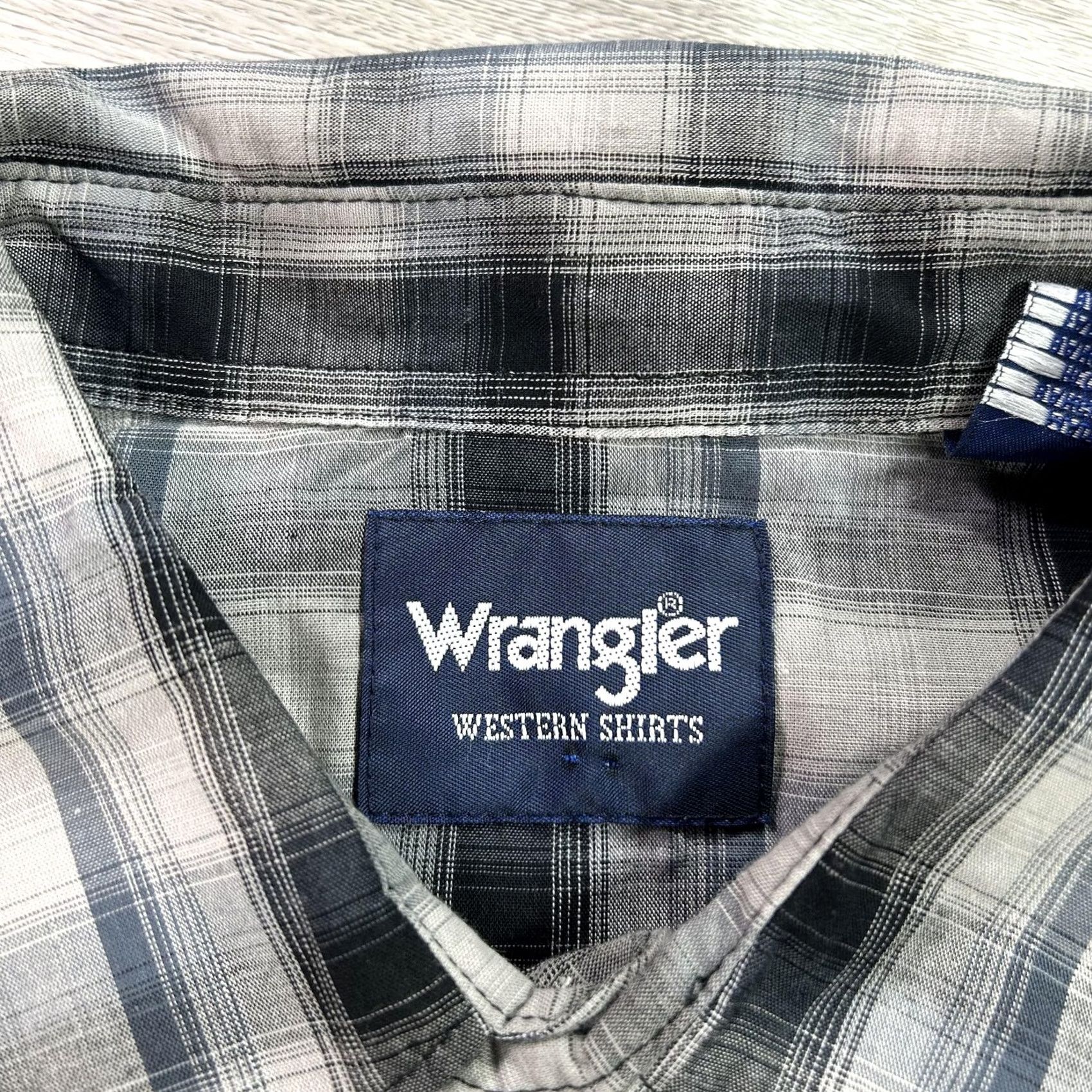 Wrangler Wrangler Shirt Mens XL Gray Plaid Long Sleeve Western Snap Button Casual Size US XL / EU 56 / 4 - 3 Thumbnail
