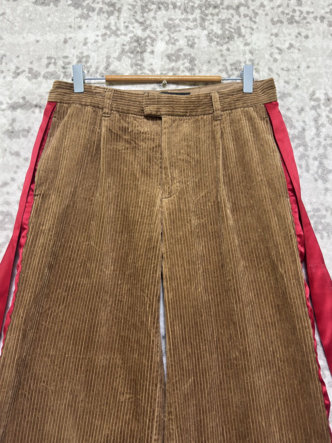 GU GU x Undercover FW21 Corduroy Pleated Ribbon Wide-Leg Pants Size US 31 - 3 Thumbnail