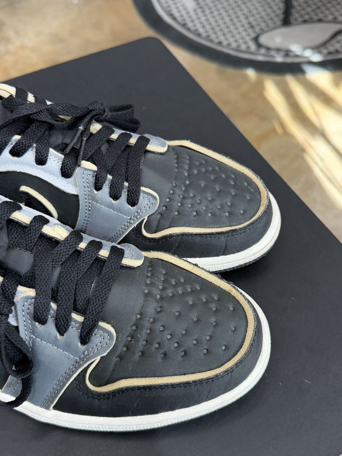 Jordan Brand Jordan 1 Low Black Smoke Grey Size 9 (2022) Size US 9 / EU 42 - 8 Thumbnail