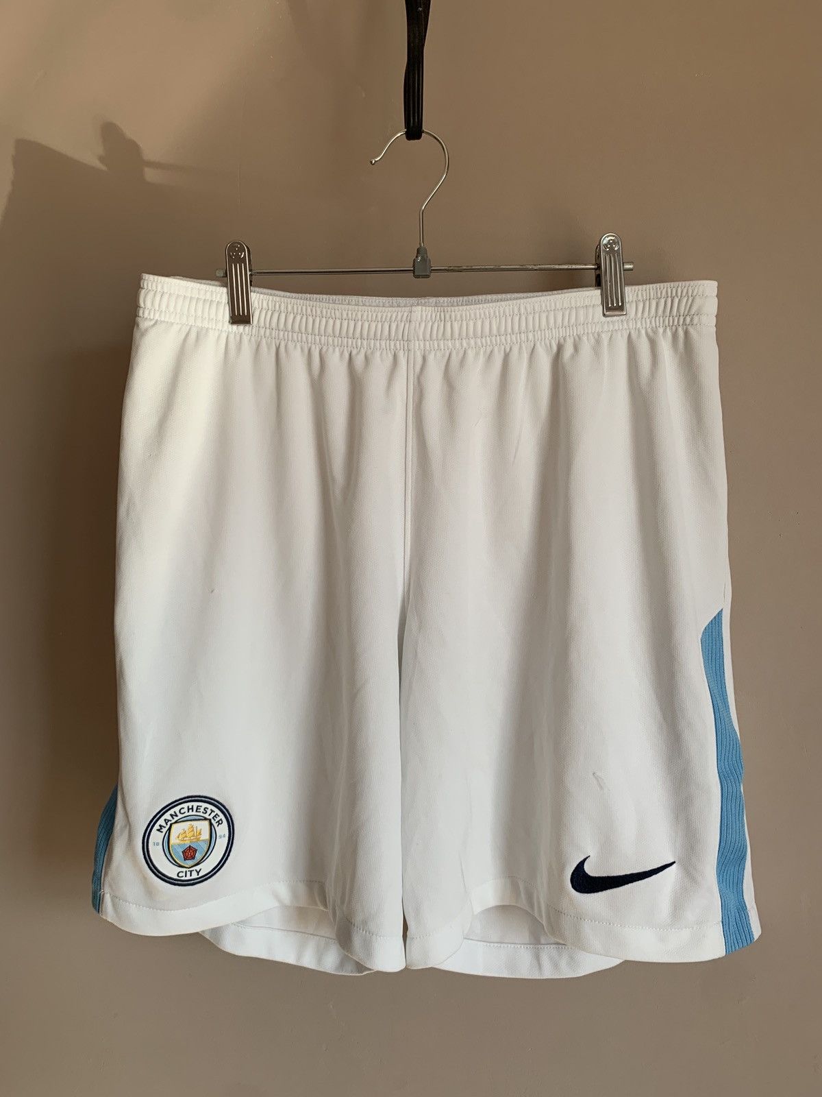 Nike Manchester City home Nike soccer football shorts Size US 34 / EU 50 - 1 Thumbnail