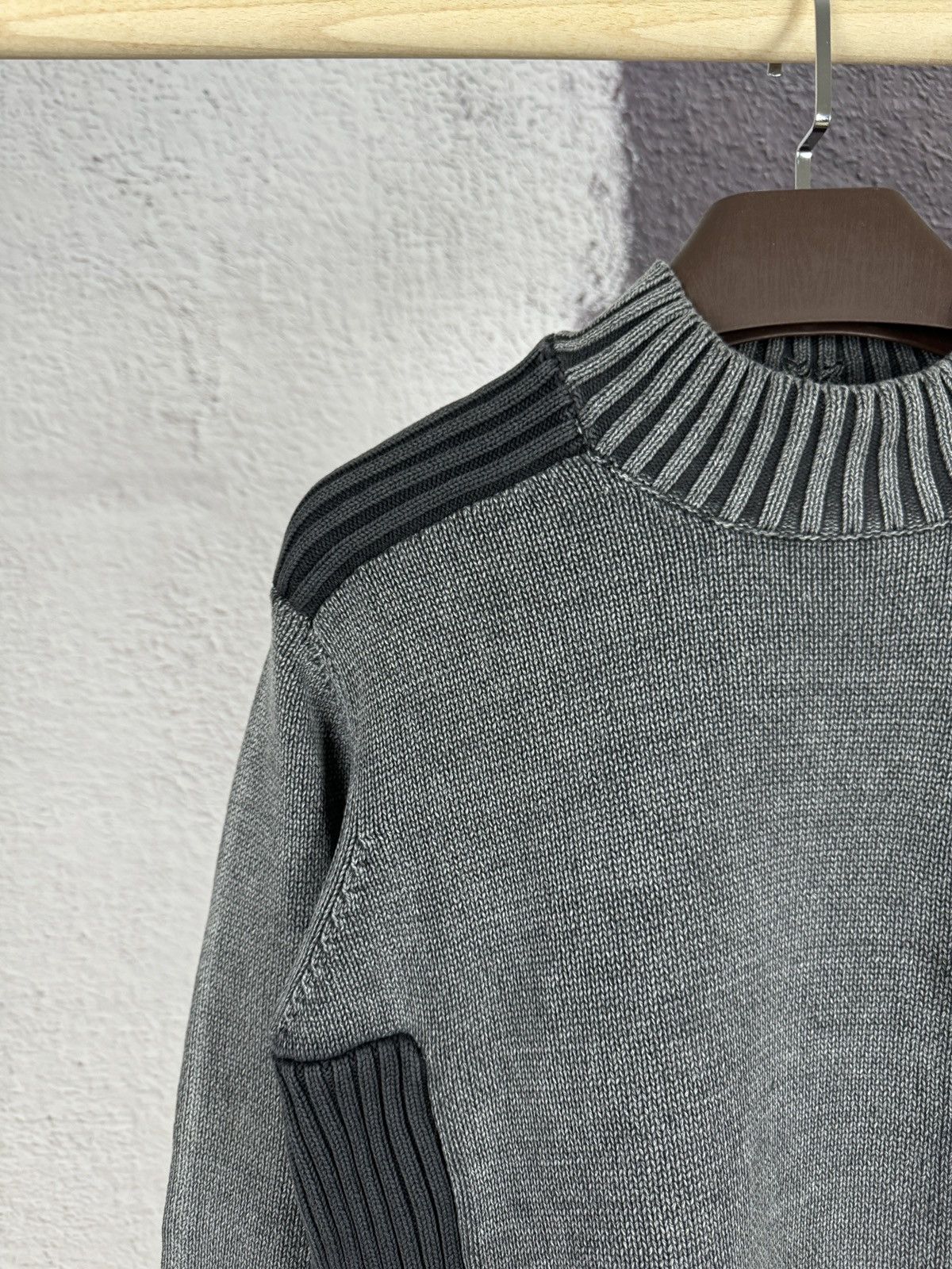 Oxbow Oxbow vintage slim fit grey sweater big logo Size US XL / EU 56 / 4 - 7 Thumbnail