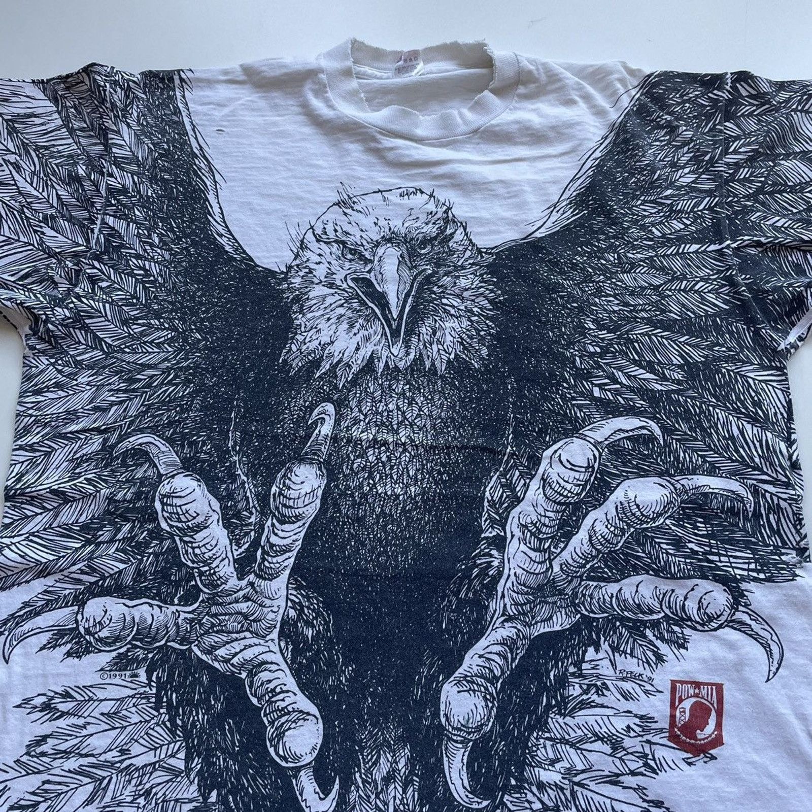 Vintage Vintage 1990s Eagle POW MIA All Over Print Art Graphic Shirt Size US XL / EU 56 / 4 - 2 Thumbnail