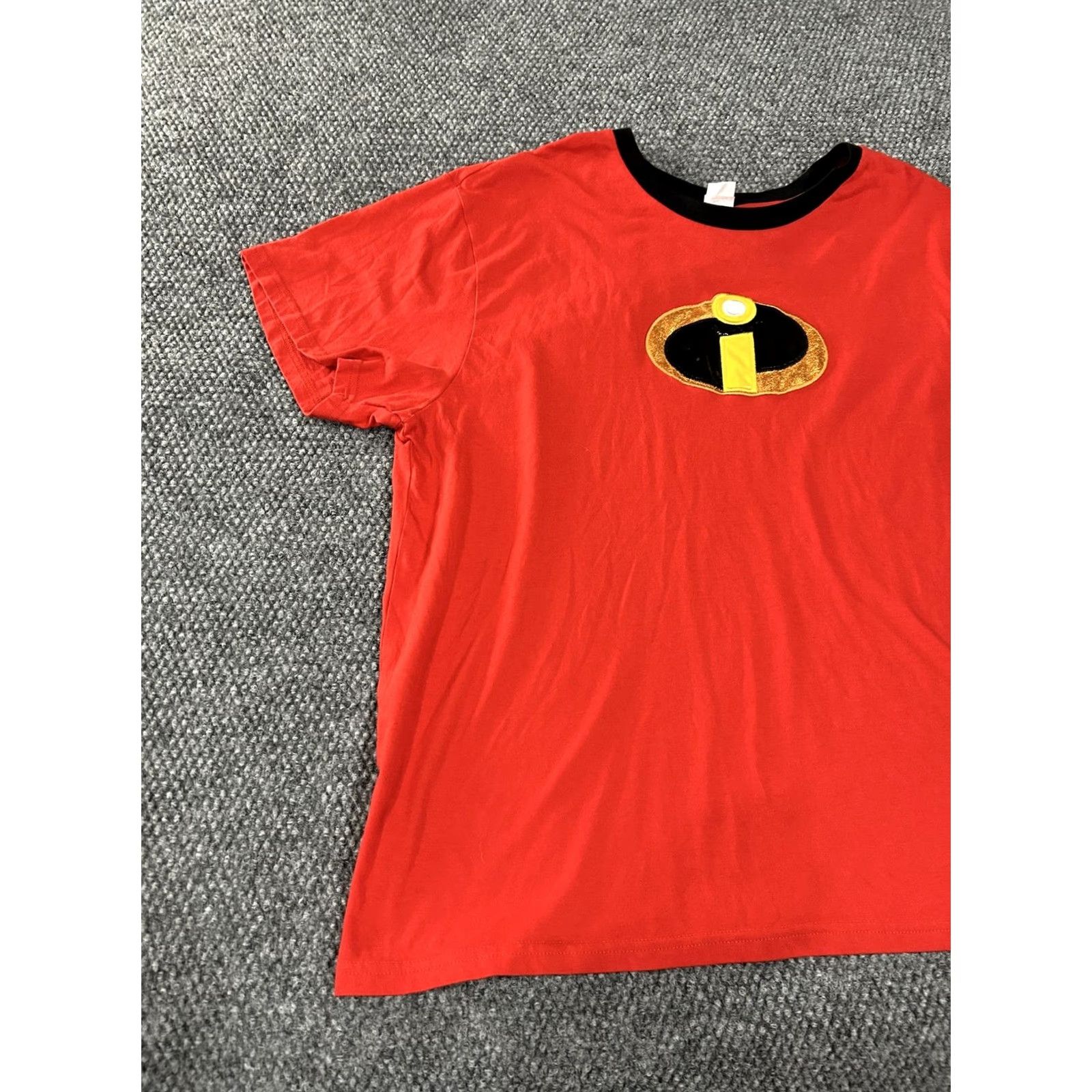 Disney Disney Pixar Incredibles Shirt Mens 2XL Red Graphic Print Crew Neck Short Sleeve Top Size US XXL / EU 58 / 5 - 2 Thumbnail