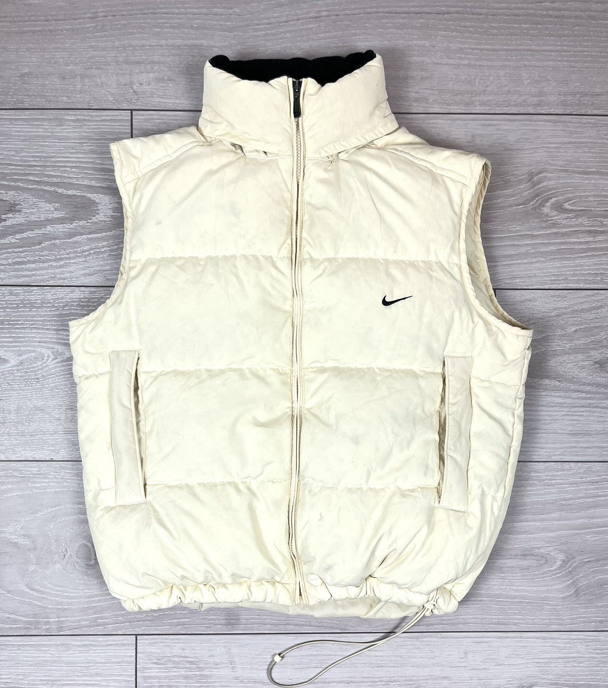 Nike Nike Vintage 00s Beige Puffer Down Vest Jacket Size US S / EU 44-46 / 1 - 1 Thumbnail