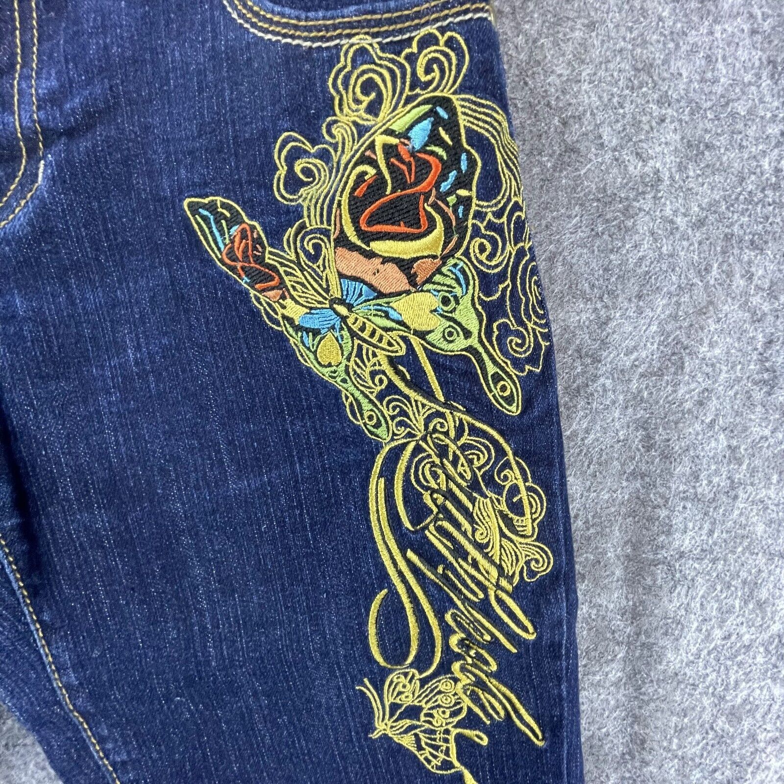 Southpole Southpole Jean Shorts Womens 7 Butterfly Embroidered Y2K 90s Size 29" - 2 Thumbnail