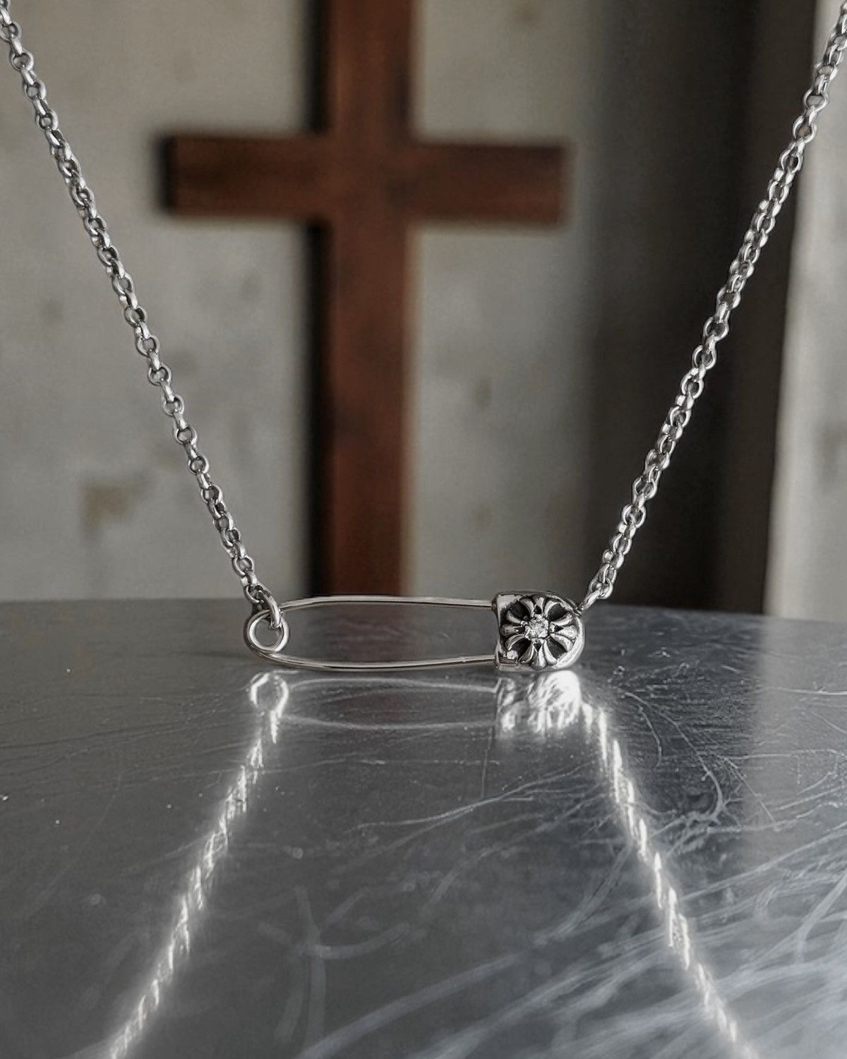 【Chrome Hearts】diamond pendant safety pin【ランク:A】 s-l400.jpg