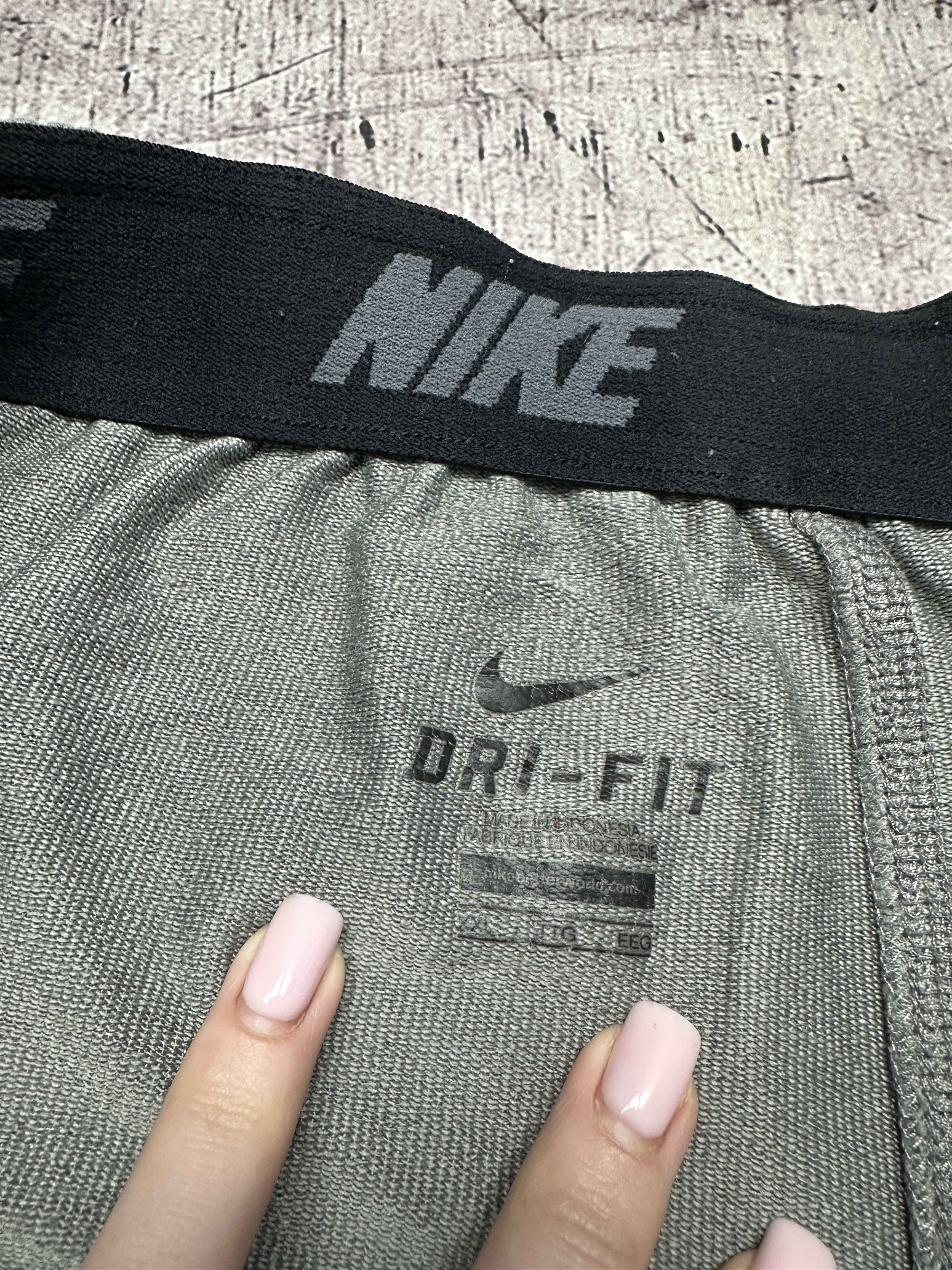 Nike Nike Mens Sweatshorts Shorts Size US 38 / EU 54 - 5 Thumbnail