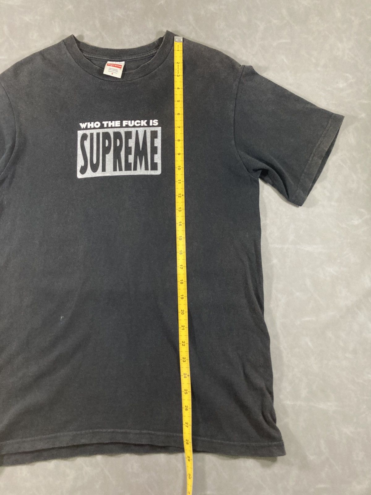 Supreme WHO THE FUCK IS SUPREME Size US S / EU 44-46 / 1 - 9 Thumbnail