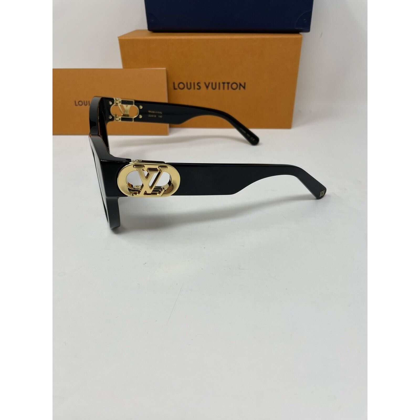 Louis Vuitton Louis Vuitton Link PM Cat Eye East Sunglasses Size ONE SIZE - 5 Thumbnail