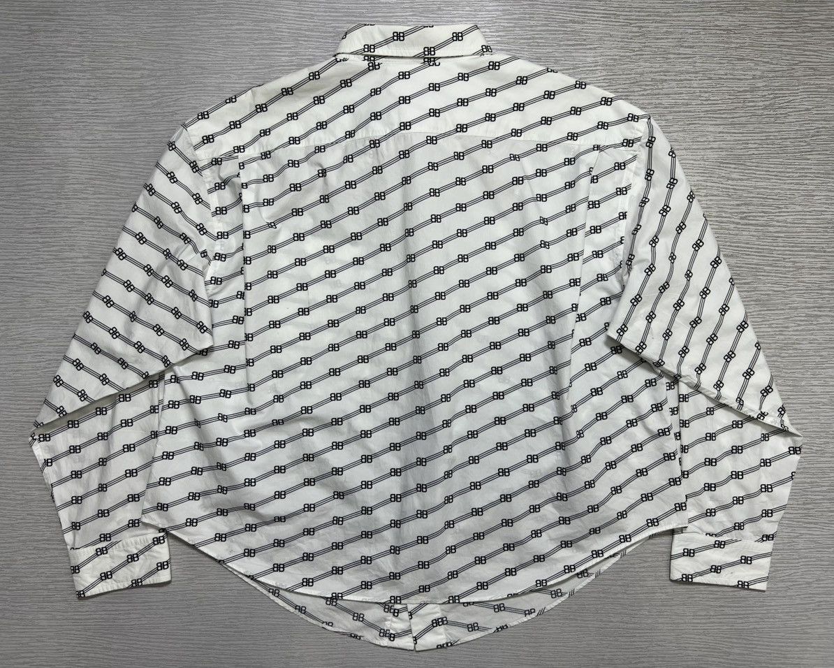 Balenciaga Balenciaga - S/S 20 - Double B Full Print Collar White Shirt Size US S / EU 44-46 / 1 - 3 Thumbnail