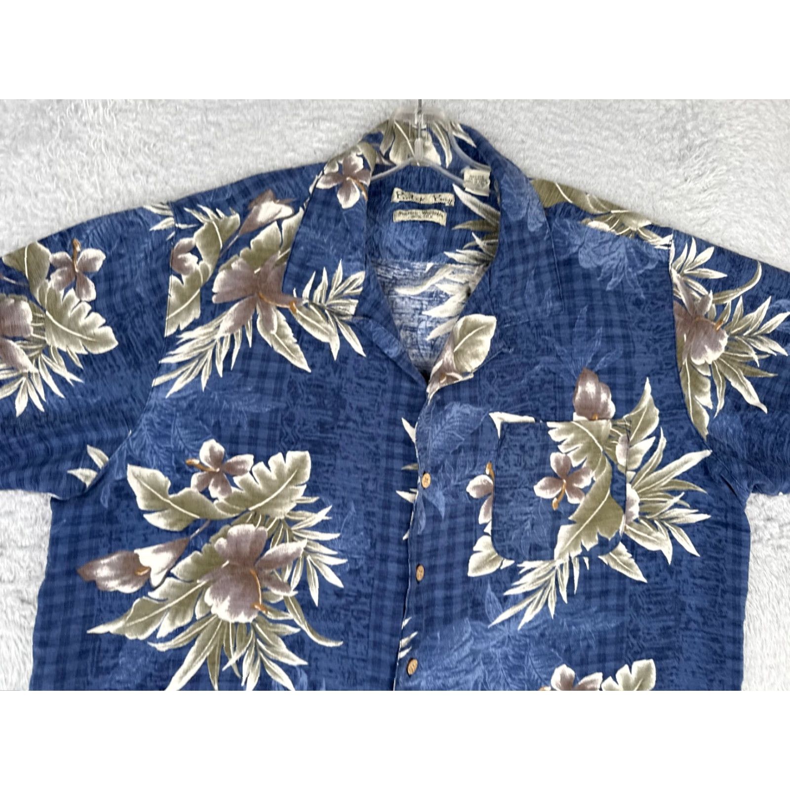 Vintage Batik Bay Shirt Men XL Blue Floral Silk Button-Up Hawaiian vacation resort Luau Aloha 100% Silk Batik Bay Mens Button-Up Shirt Size US XL / EU 56 / 4 - 4 Thumbnail