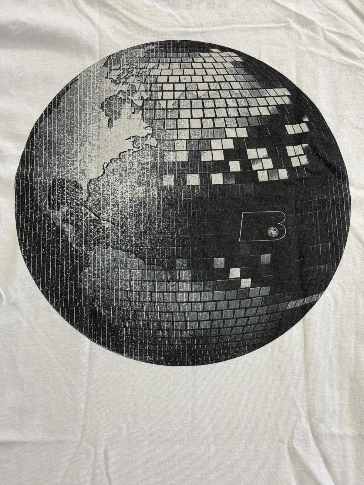 Other Beyonce Cyborg Tee - Album Renaissance World Tour 2023 L Size US L / EU 52-54 / 3 - 5 Thumbnail