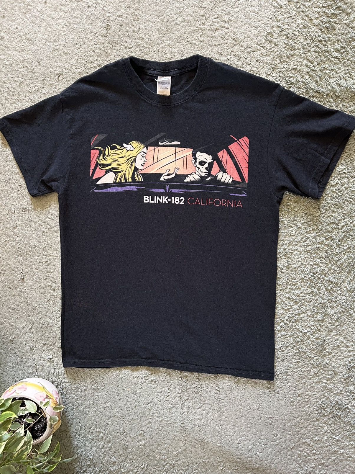 Band Tees Blink 182 California Band T-Shirt y2k Size US M / EU 48-50 / 2 - 1 Thumbnail
