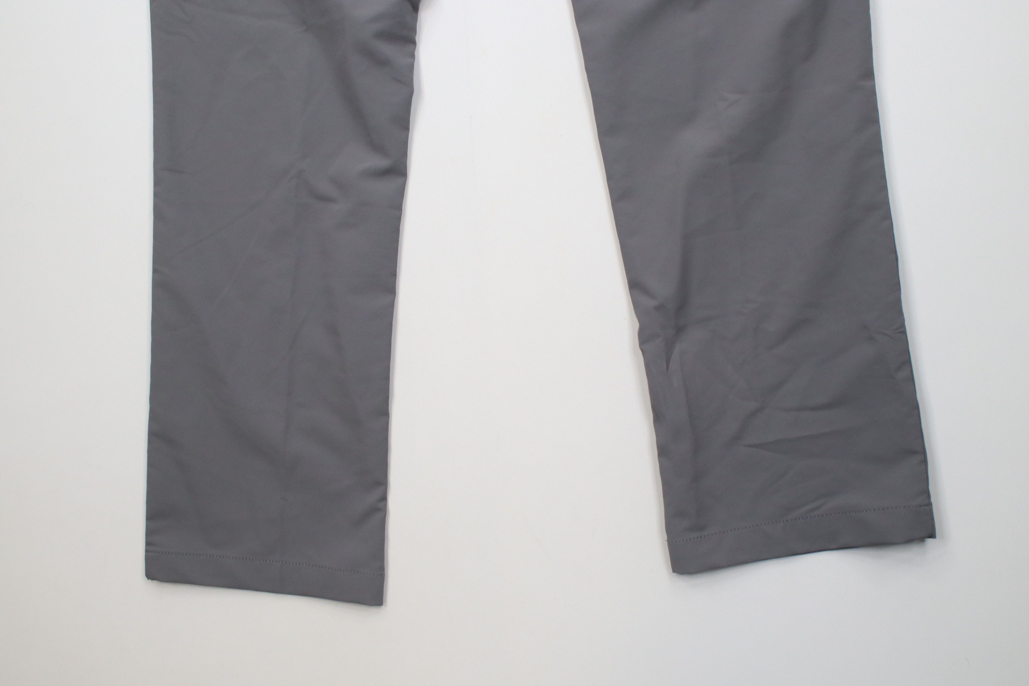 Banana Republic Banana Republic Tech Knit Straight Leg Chino Pants Gray Size US 34 / EU 50 - 11 Thumbnail