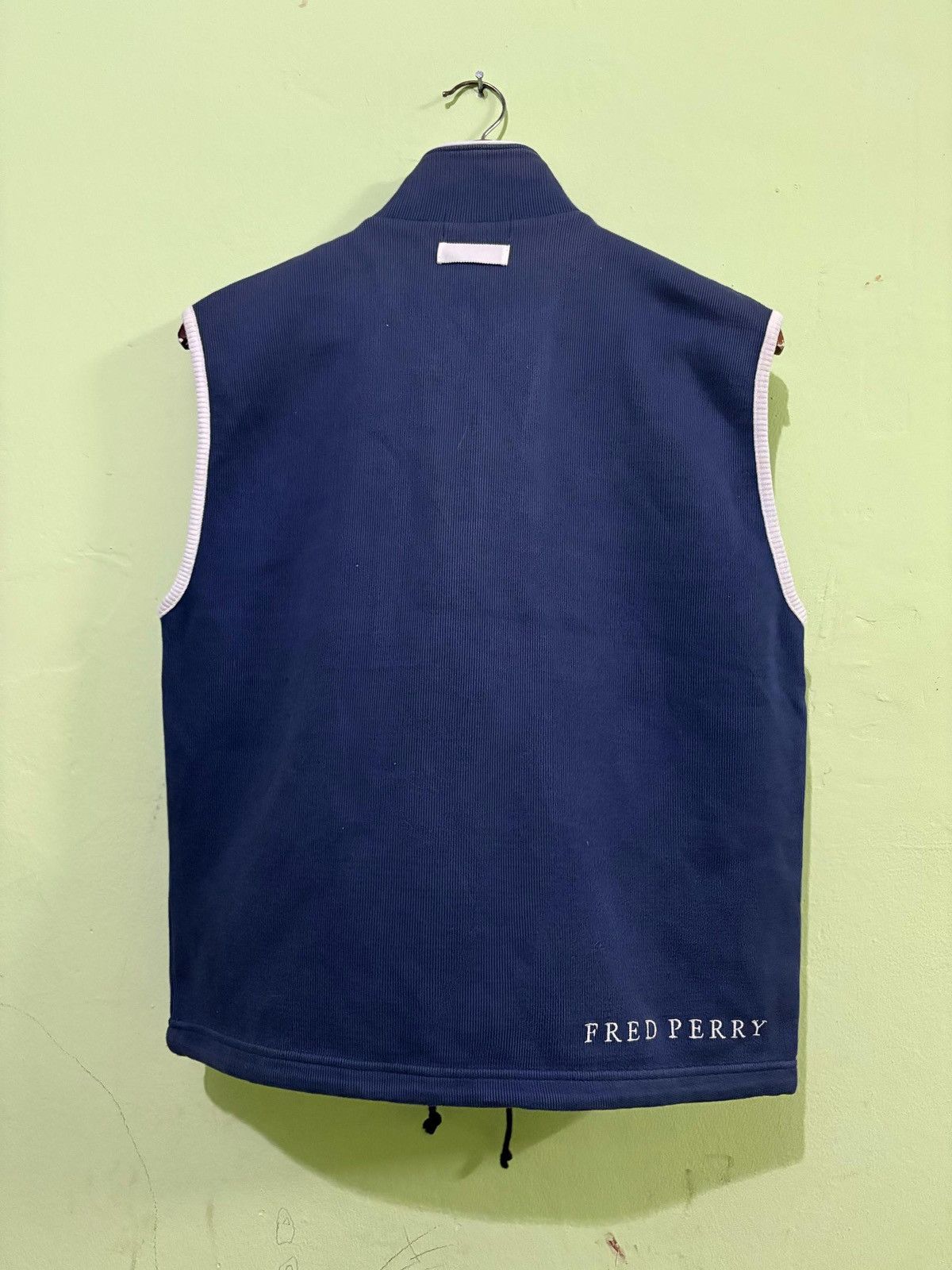 Fred Perry × Vintage Vintage Fred Perry Less Sleeve Jacket Small Logo Design Size US S / EU 44-46 / 1 - 9 Thumbnail