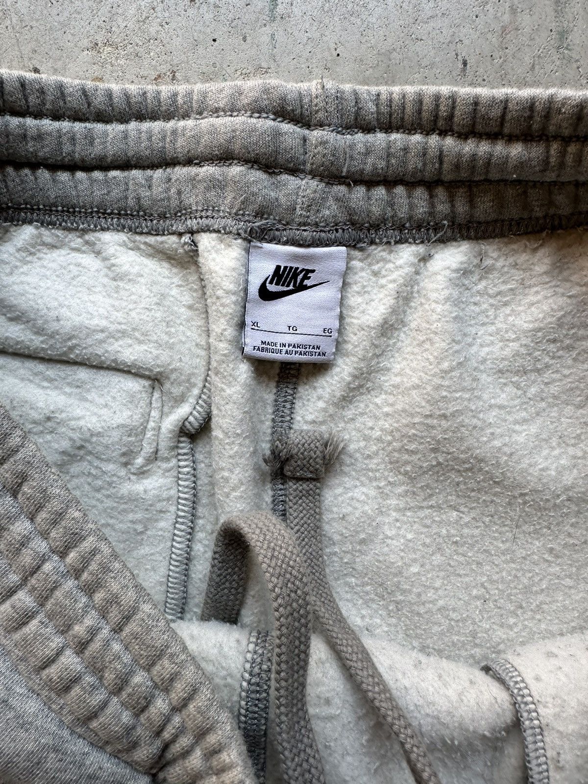 Nike Vintage Y2K 2000s Grey Nike sweatpants Size US 30 / EU 46 - 6 Thumbnail