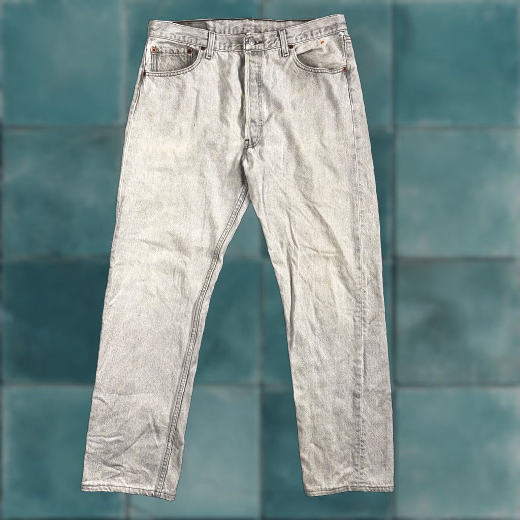 Levi's Levis 501 Vintage 90s USA Gray Light Wash Jeans 36x32 Classic Straight Mens Regular Denim Cotton Size US 36 / EU 52 - 1 Thumbnail