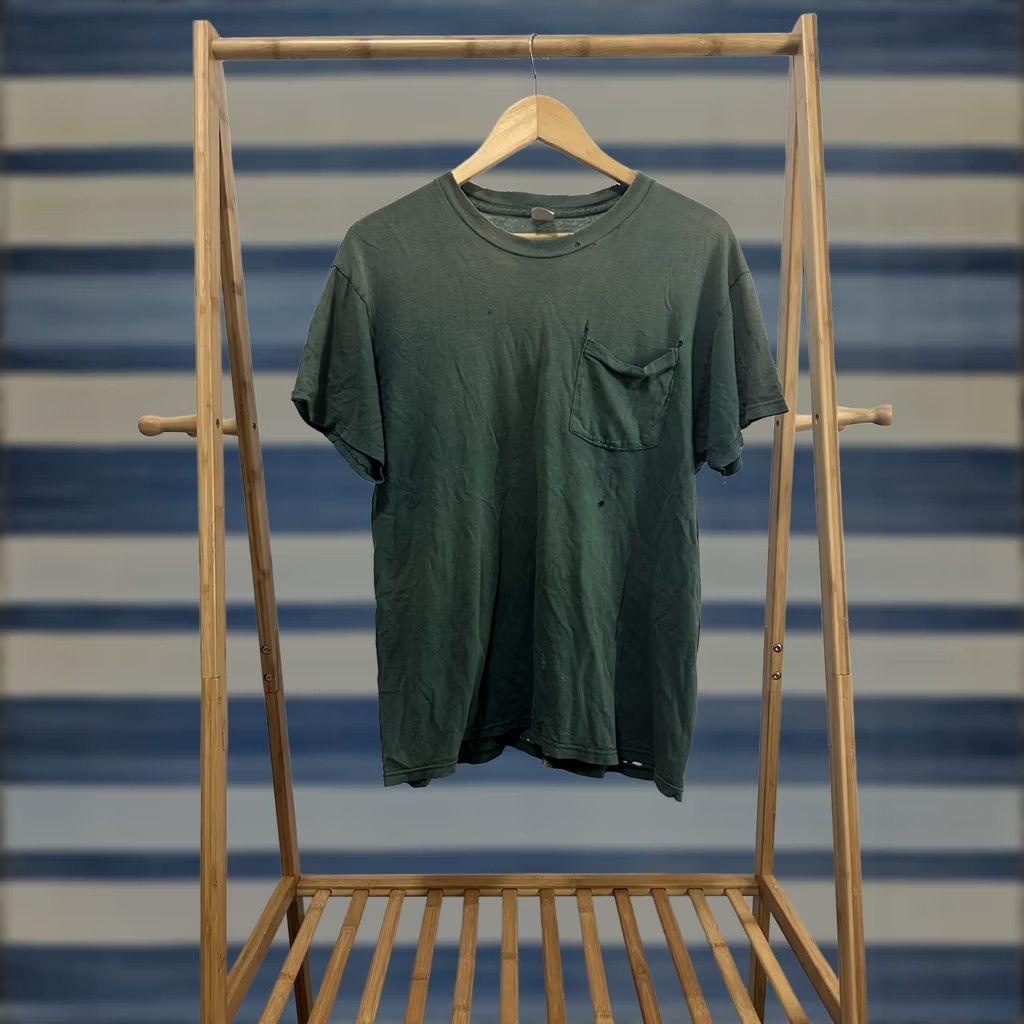 Fruit Of The Loom VINTAGE Fruit of the Loom T-Shirt L Green WIP Work Soft Pocket Front Thrashed Faded Worn Size US L / EU 52-54 / 3 - 1 Thumbnail