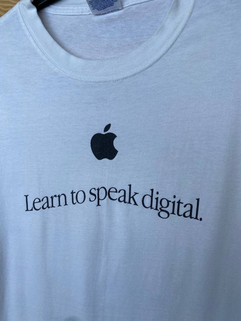Apple Vintage Apple Learn To Speak Digital Tee Size US XL / EU 56 / 4 - 3 Thumbnail