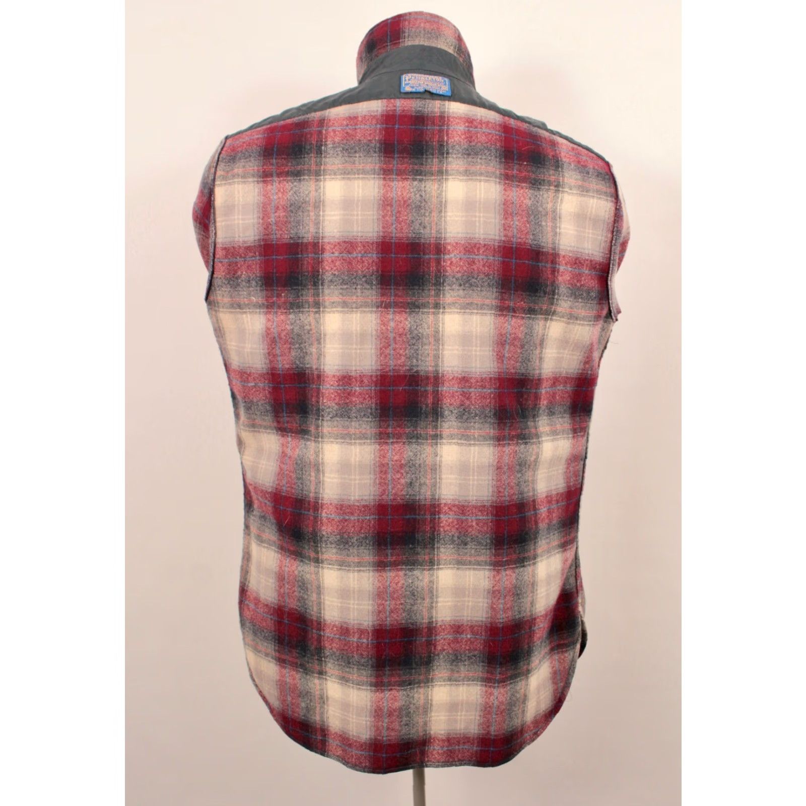 Pendleton VTG Pendleton Shirt 80s Plaid Wool Wool Pendleton Shirt M Red 1980s Vintage Mens Shirt 80s Mens Shirt Size US M / EU 48-50 / 2 - 3 Thumbnail