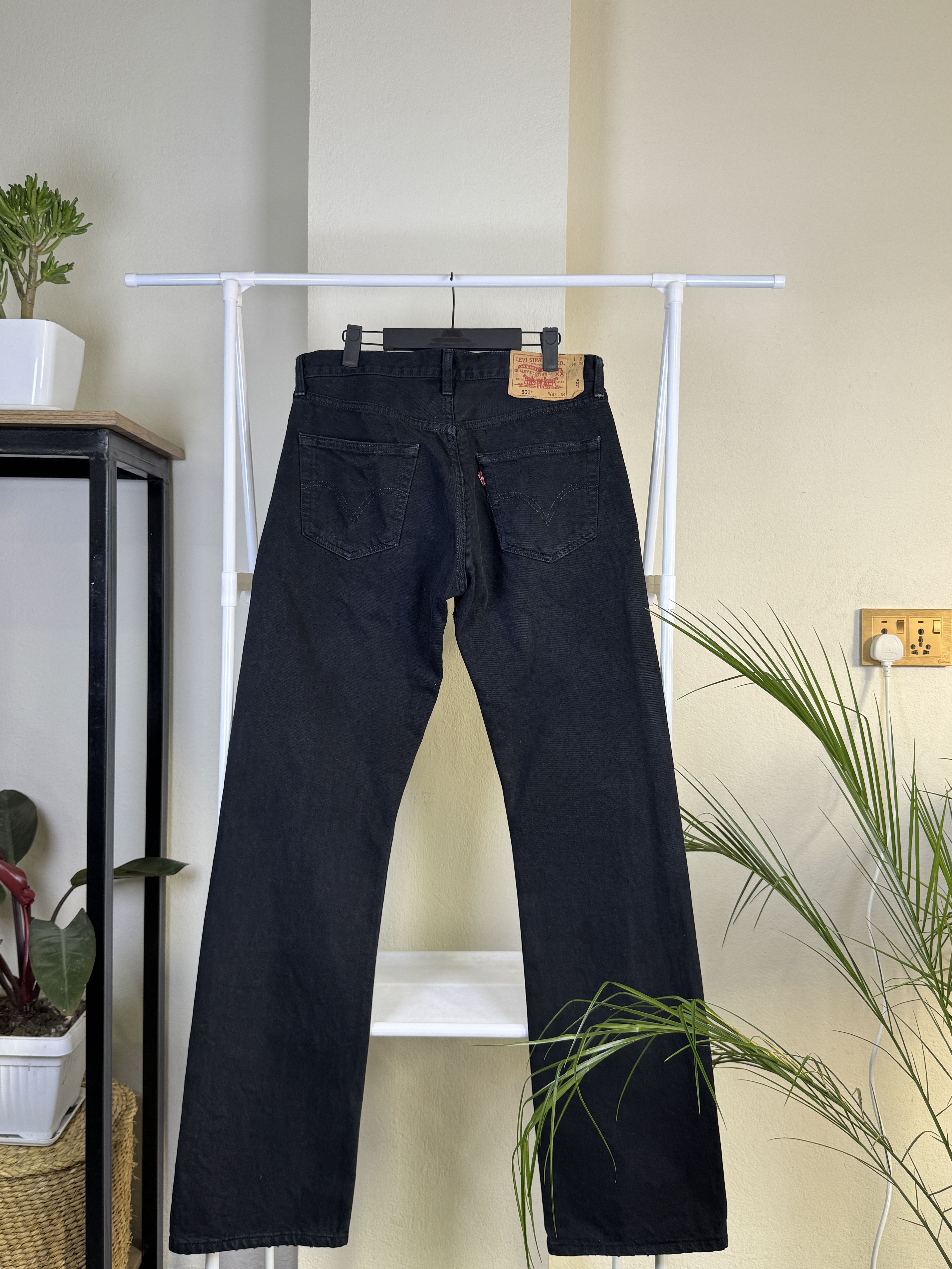 Levi's Levis 501 Jeans 32x34 (black) Made in Turkey in 2004 Size US 32 / EU 48 - 2 Thumbnail