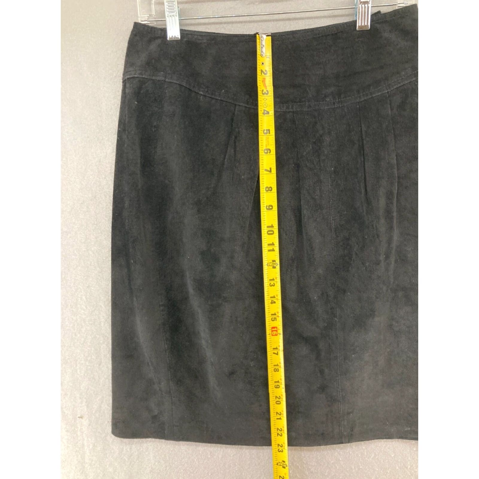Lord & Taylor Womens Leather Skirt Black XL Straight Pencil Lord Taylor 8832 Size 30" / US 8 / IT 44 - 4 Thumbnail