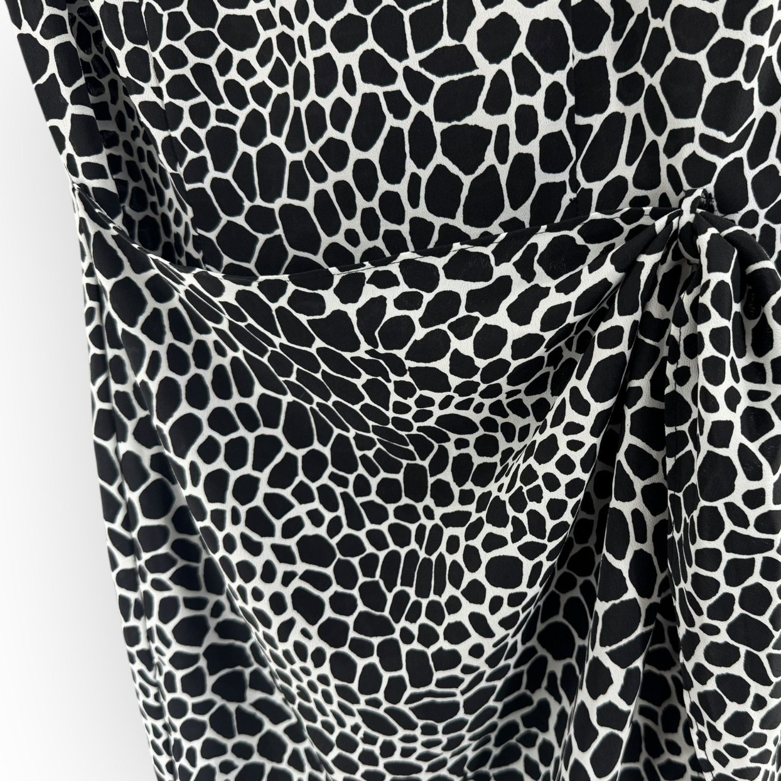 MAGGY LONDON Maggy London 70s Vintage Black Wrap Midi Dress Sz 4 Abstract Size S / US 4 / IT 40 - 5 Thumbnail