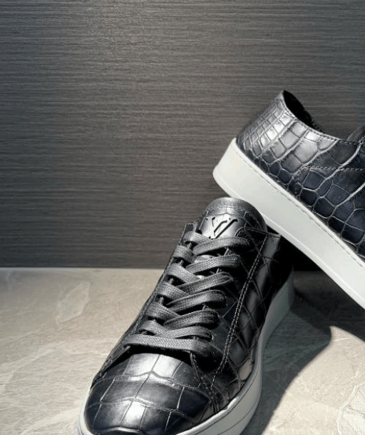 Louis Vuitton Louis Vuitton low-top fashion skate shoes Size US 10 / EU 43 - 5 Thumbnail