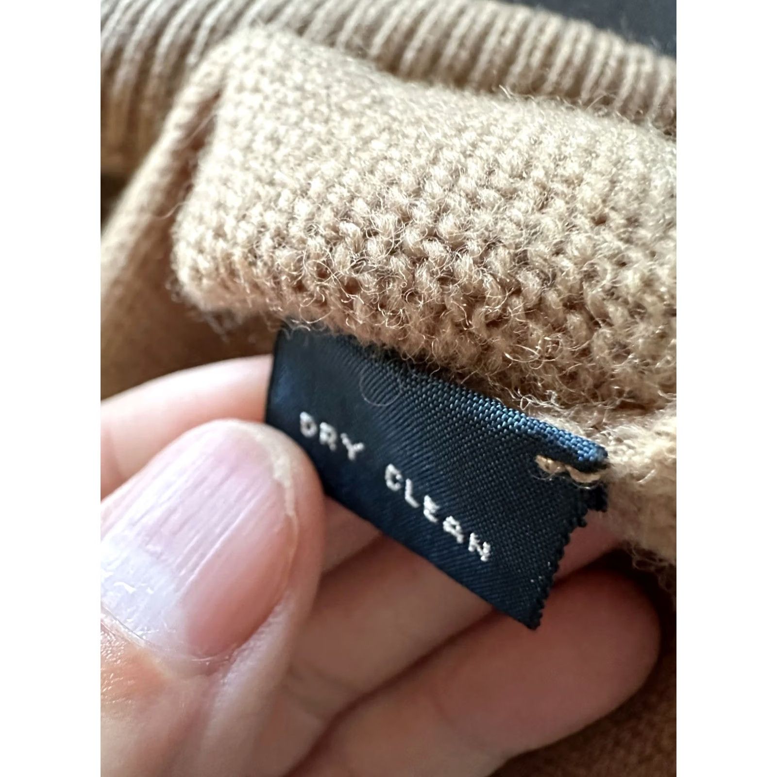 Polo Ralph Lauren VINTAGE Polo Ralph Lauren Sweater 100% Lambs Wool V-Neck Pullover Men M Beige Wool Knit Embroidered Logo Size US M / EU 48-50 / 2 - 6 Thumbnail