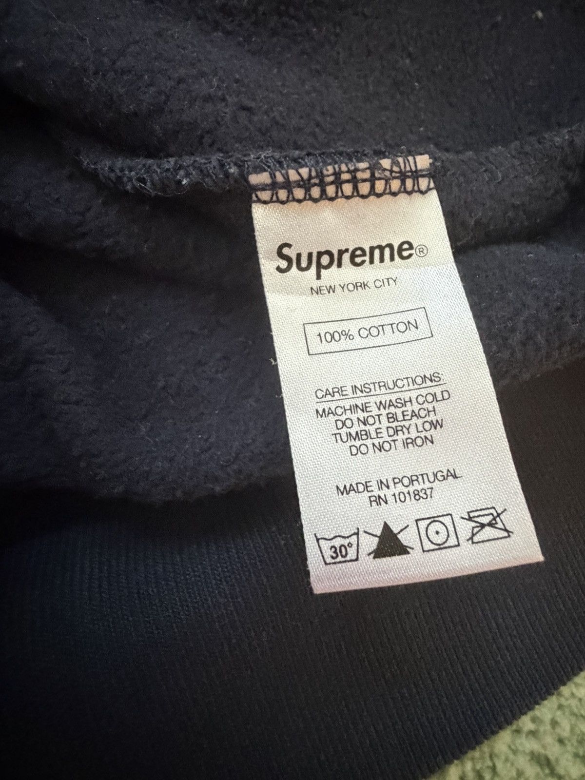 Supreme Supreme Hoodie Size US L / EU 52-54 / 3 - 13 Thumbnail