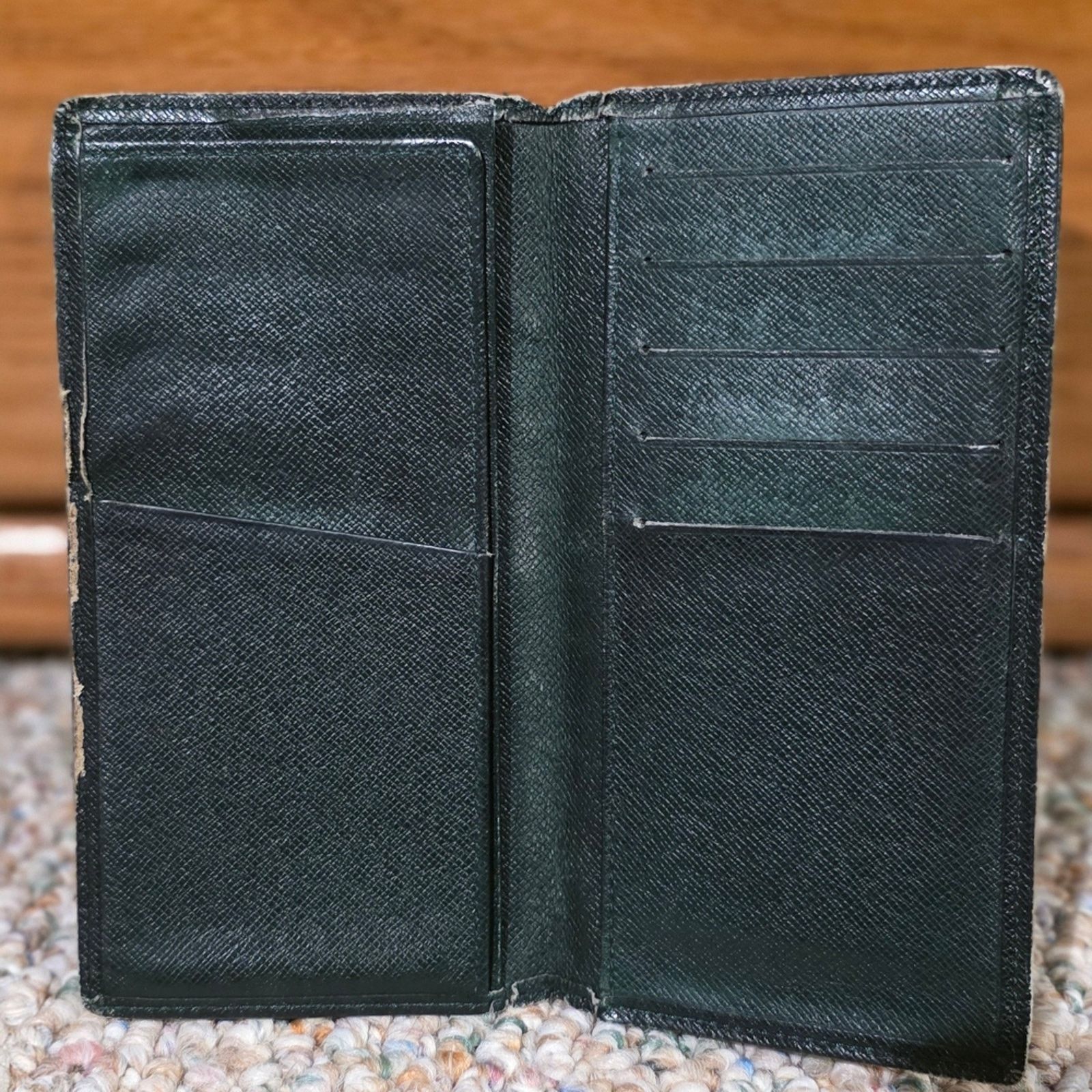 Louis Vuitton Louis Vuitton Green Epi Leather Organizer Size ONE SIZE - 4 Thumbnail