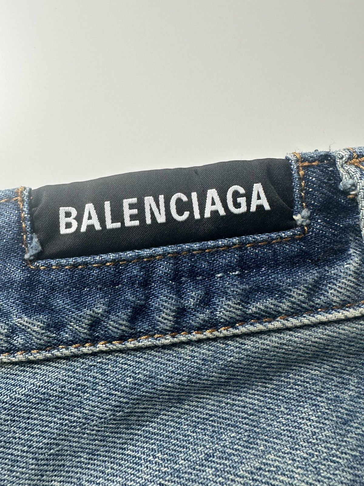 Balenciaga Balenciaga AW21 afterworld slashed camo denim XS Size US 30 / EU 46 - 4 Thumbnail