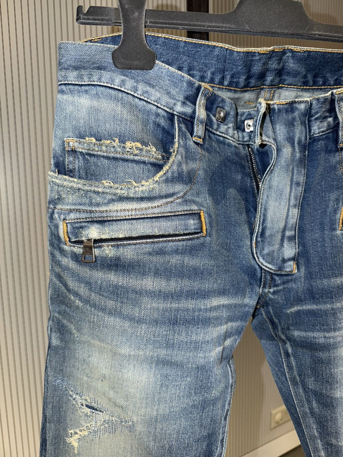Balmain Balmain Distressed Slim Denim Size US 30 / EU 46 - 2 Thumbnail