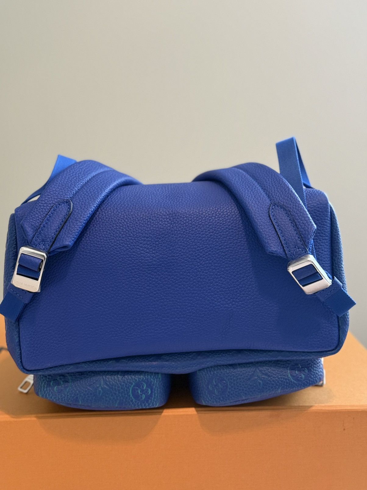 Louis Vuitton Louis Vuitton Multipockets Backpack Taurillon Illusion Size ONE SIZE - 6 Thumbnail