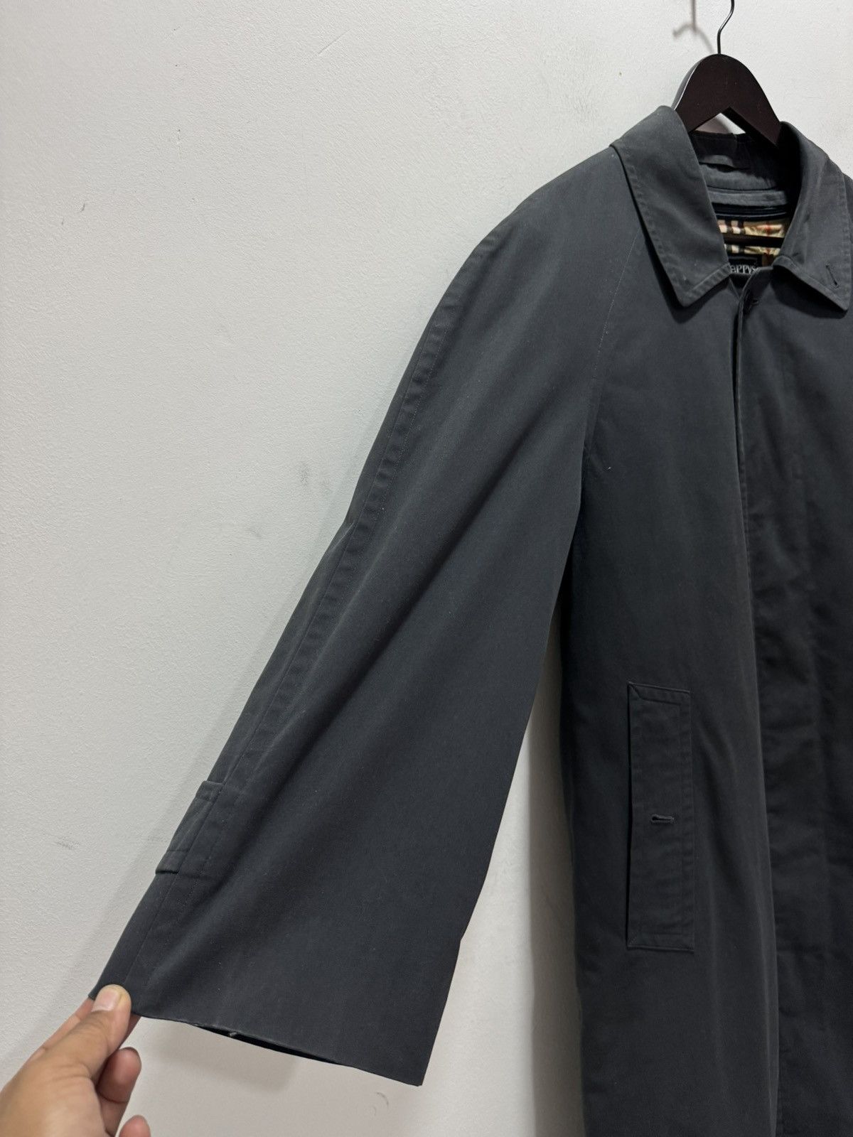 Burberry VINTAGE BURBERRY NOVA CHECK TRENCH COAT Size US S / EU 44-46 / 1 - 7 Thumbnail