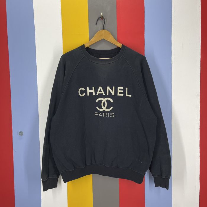 Chanel discount bootleg sweatshirt