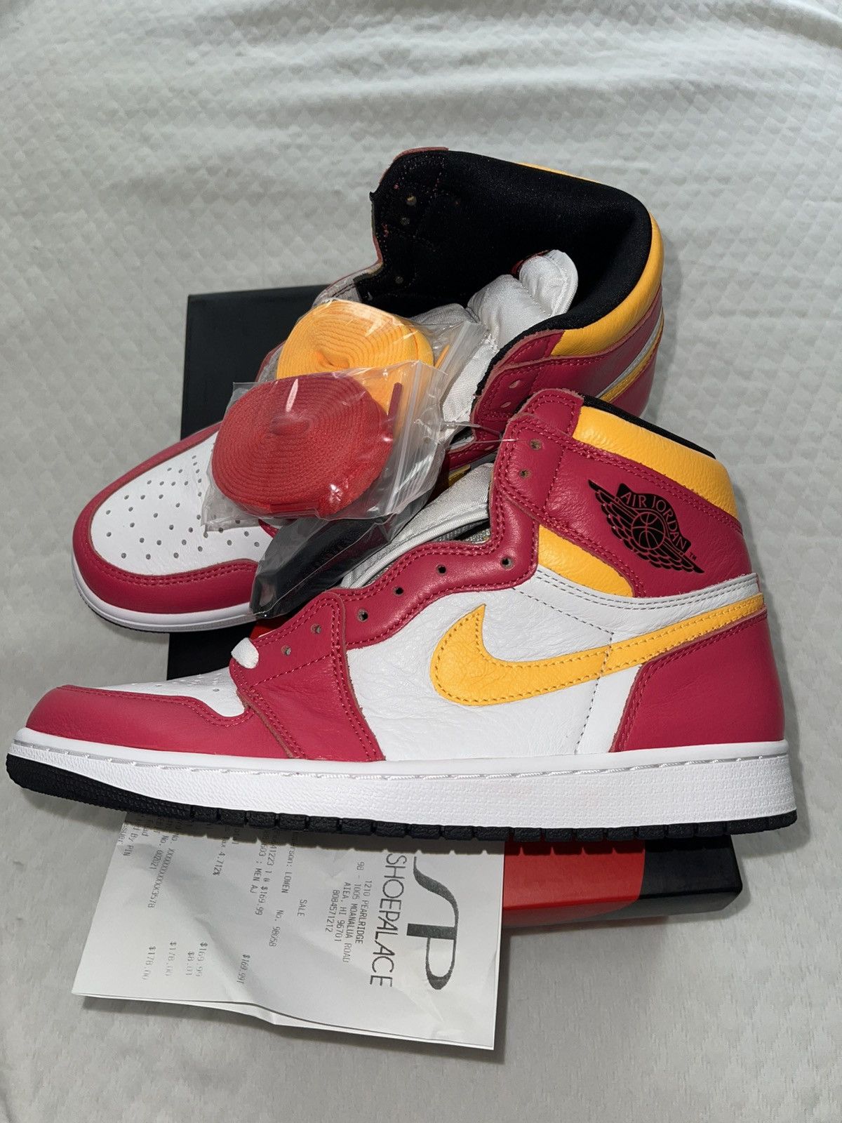 Air Jordan 1 Retro High OG Light Fusion Red 10.5 DS