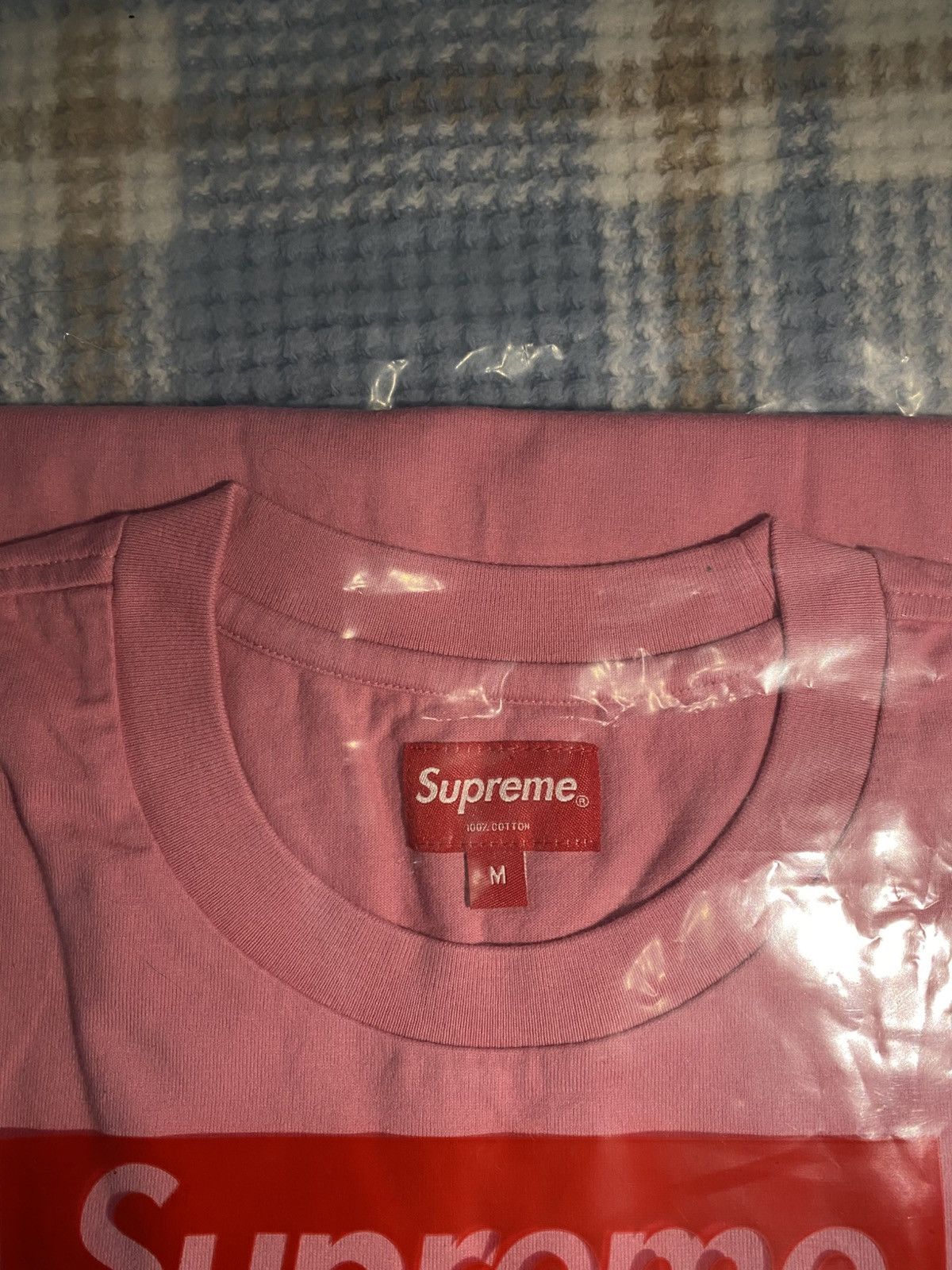 Supreme Supreme Pink Logo T-Shirt Size US M / EU 48-50 / 2 - 3 Thumbnail