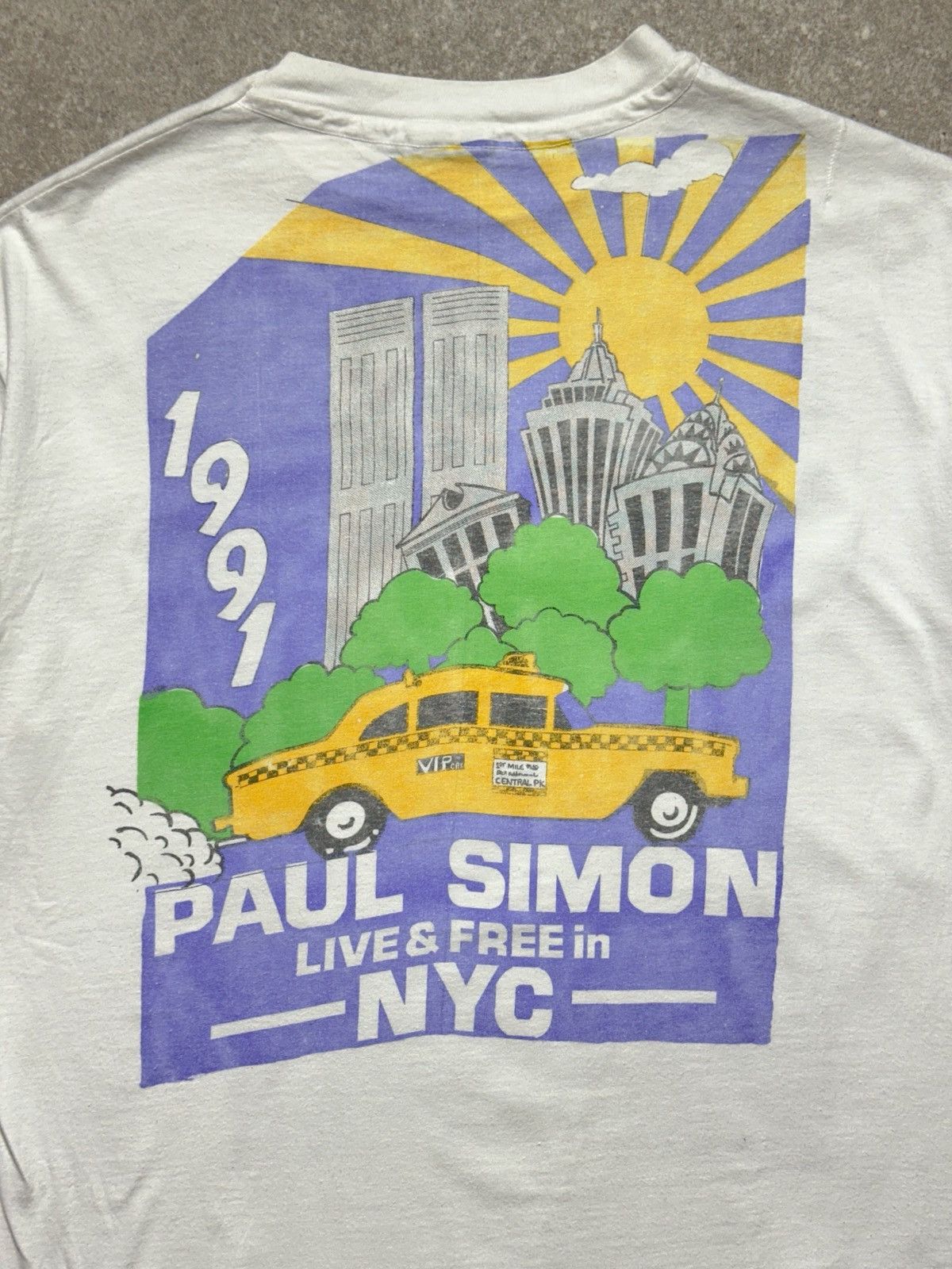 Hanes Vintage Paul Simon 1991 Concert in the Central Park Size US XL / EU 56 / 4 - 5 Thumbnail