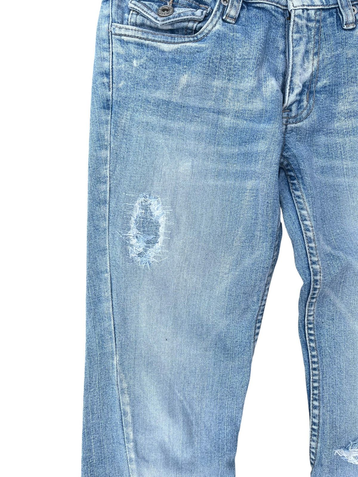 Japanese Brand × Tornado Mart Vintage Japanese Brand Blue Washed Distressed Flare Jeans Size 28" / US 6 / IT 42 - 6 Thumbnail