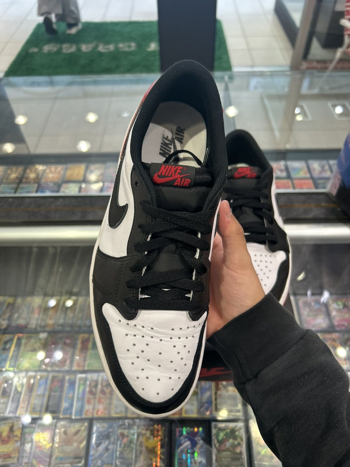 Jordan Brand Jordan 1 low black toe low Size US 11 / EU 44 - 6 Thumbnail