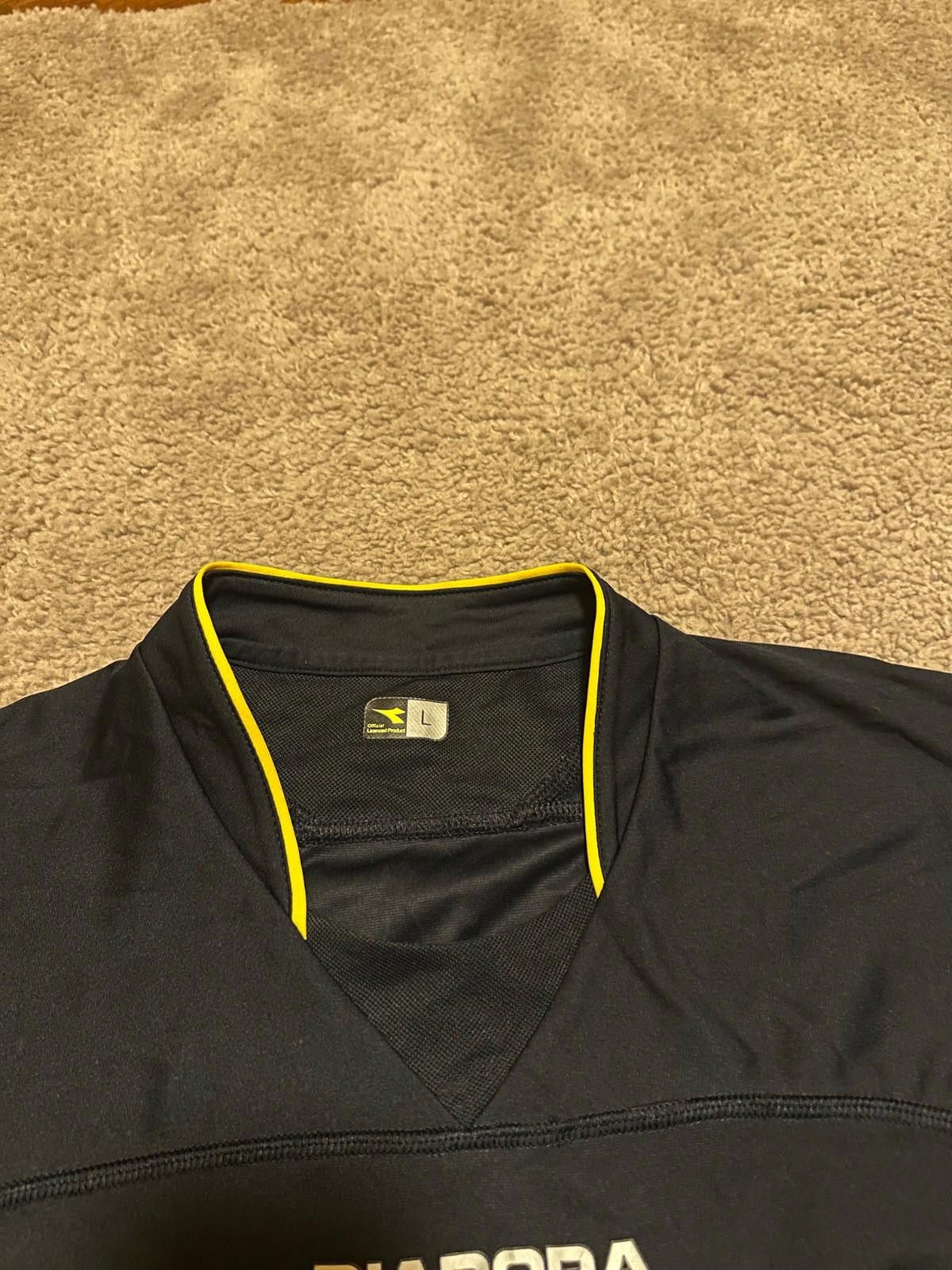 Diadora WATFORD 2006/2007 AWAY FOOTBALL SHIRT DIADORA VINTAGE JERSEY Size US L / EU 52-54 / 3 - 4 Thumbnail