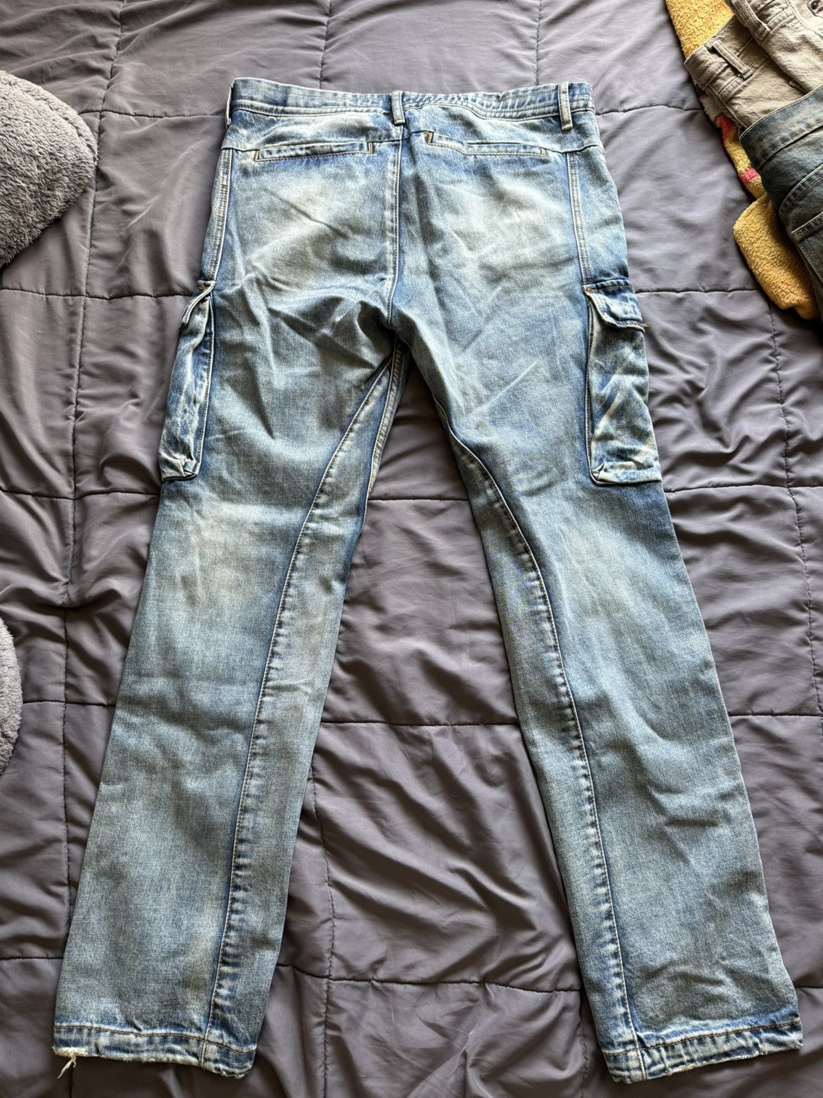 MNML Mnml blue cargo “Front Pocket” denim Size US 33 - 2 Thumbnail