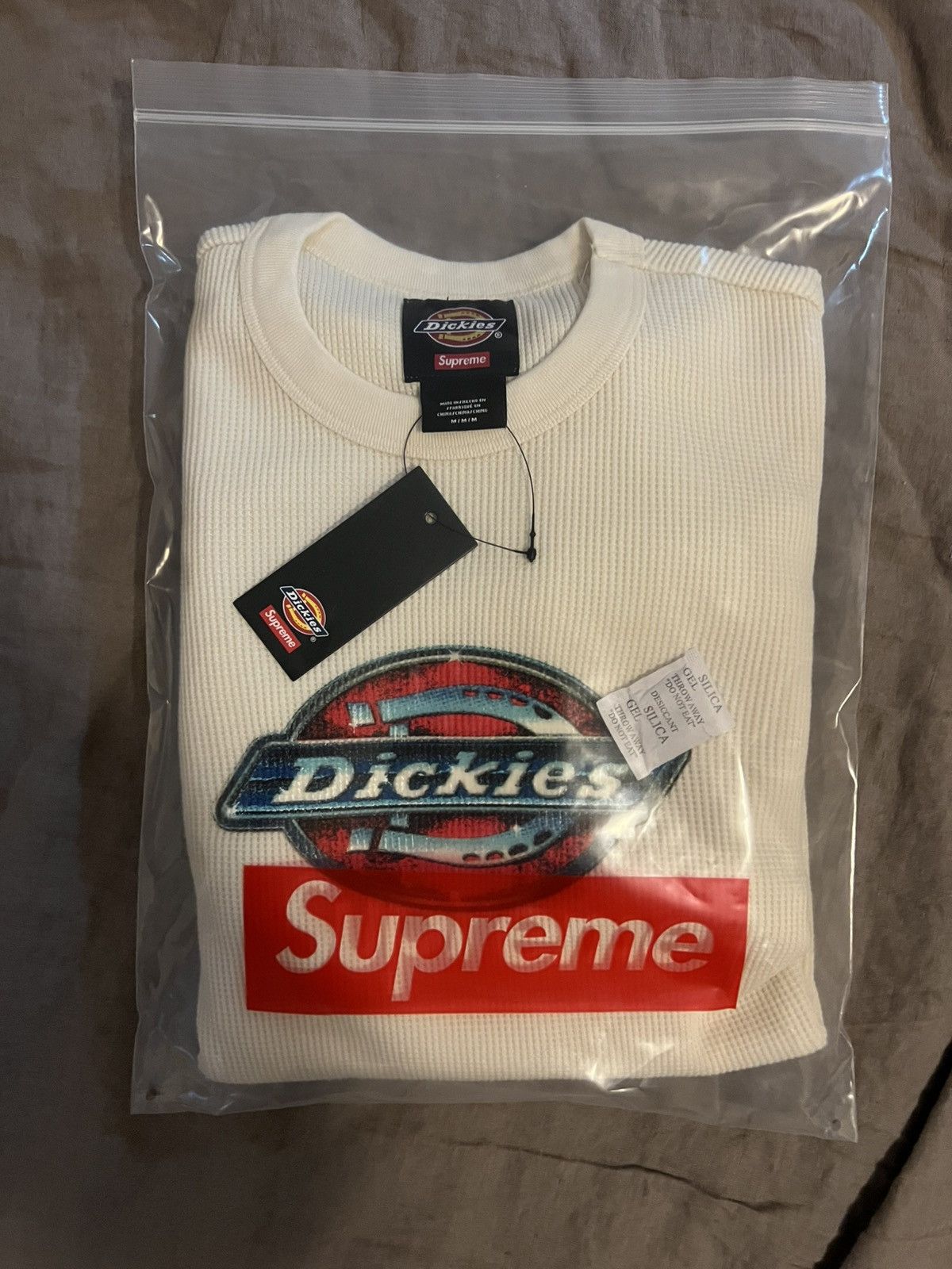 Dickies × Supreme Size Medium White Dickies x Supreme Thermal Size US M / EU 48-50 / 2 - 7 Thumbnail