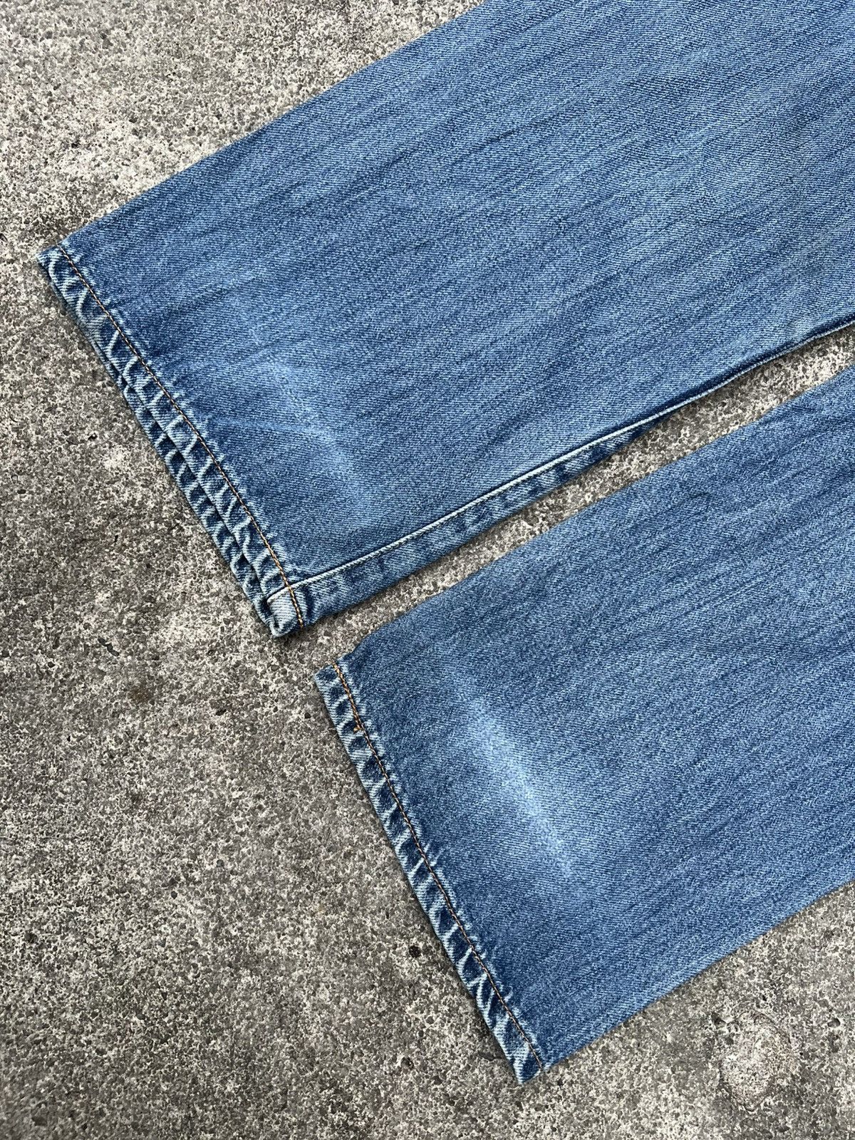 Levi's Vintage 90’s Levi’s 551Z Big E Selvedge Faded Jean Size US 30 / EU 46 - 17 Thumbnail