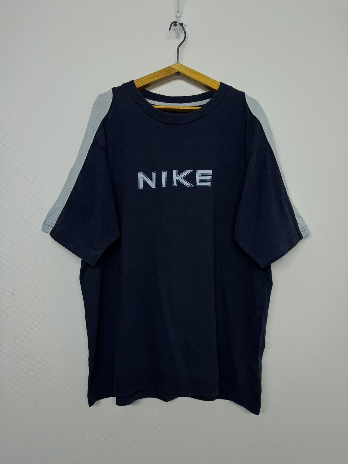 Nike Vintage Nike Center Logo Boxy T Shirt - Nike Teams 00’s Size US XL / EU 56 / 4 - 2 Thumbnail